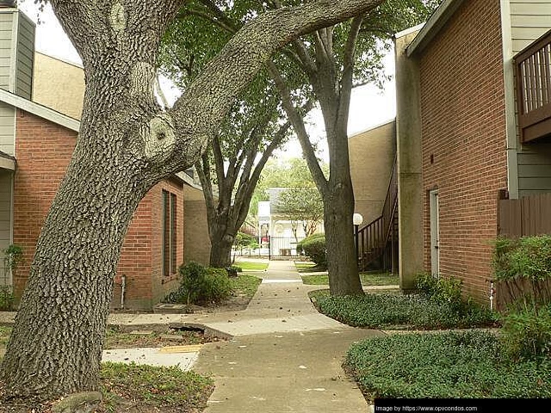 Oak Park Village - 0