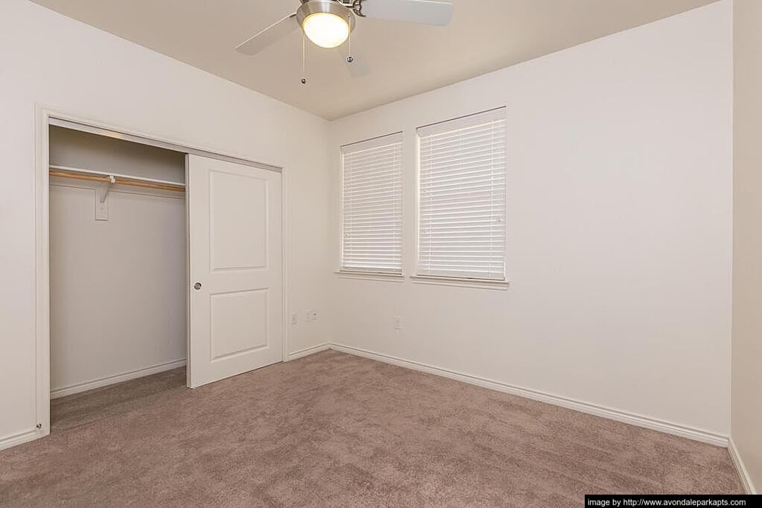 Avondale - 17