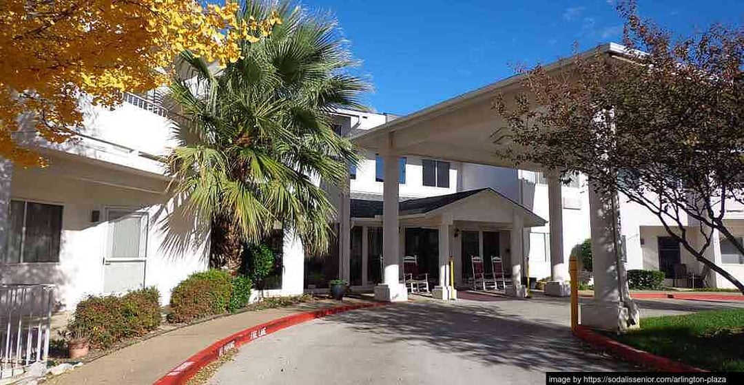 Arlington Plaza - 0