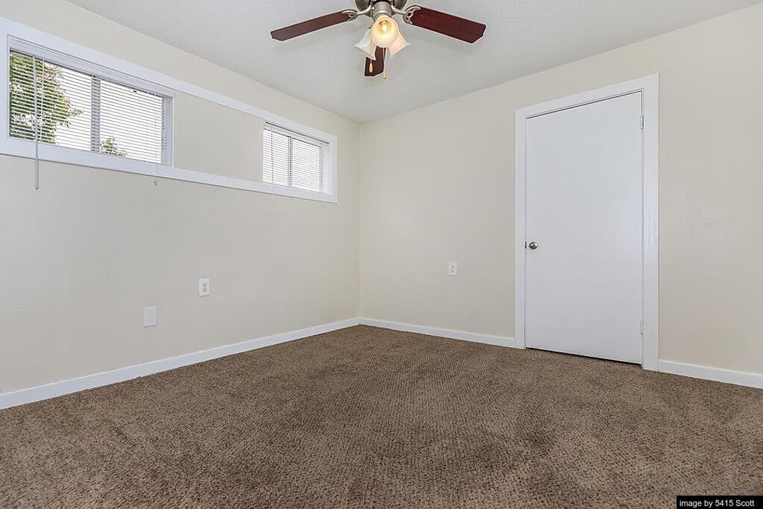 5415 Scott - 2