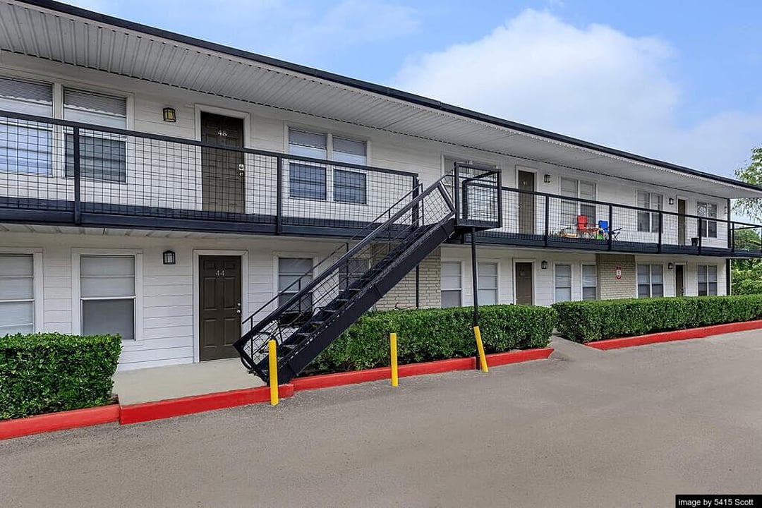 5415 Scott - 10