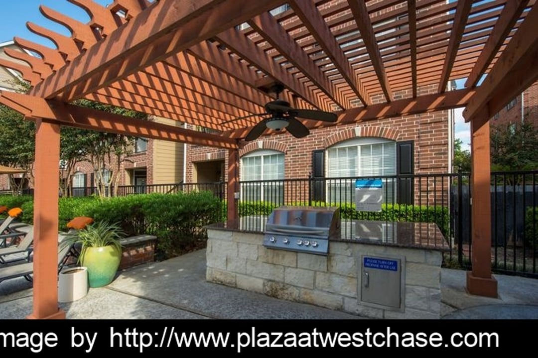 Plaza at Westchase - 11