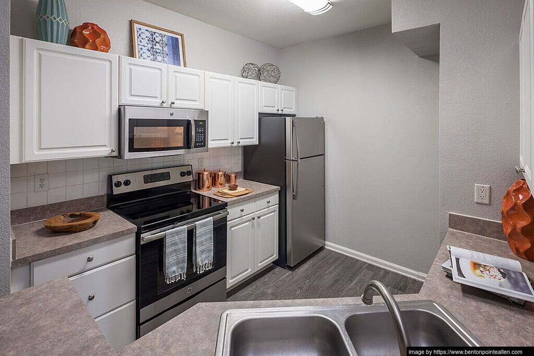 Benton Pointe Apartments - 18