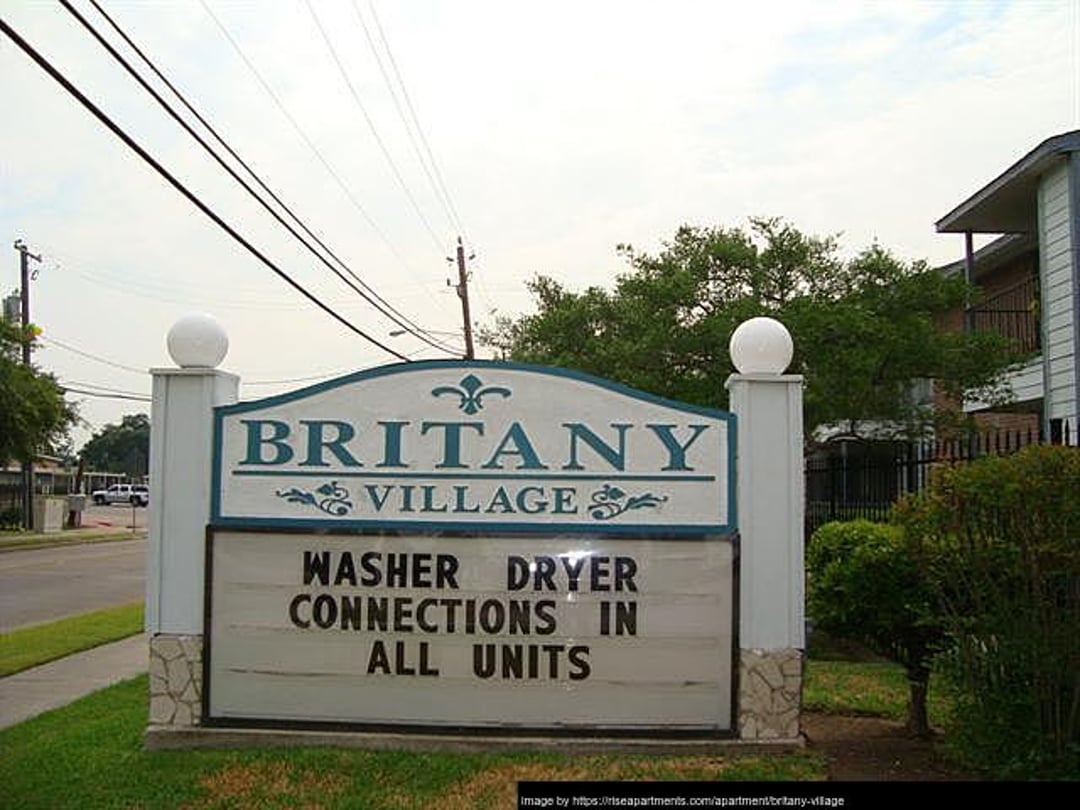 Britany Village - 16