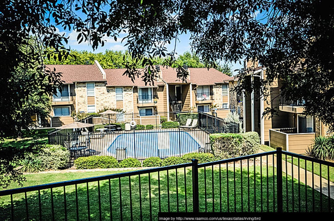Broadmoor Place - 8