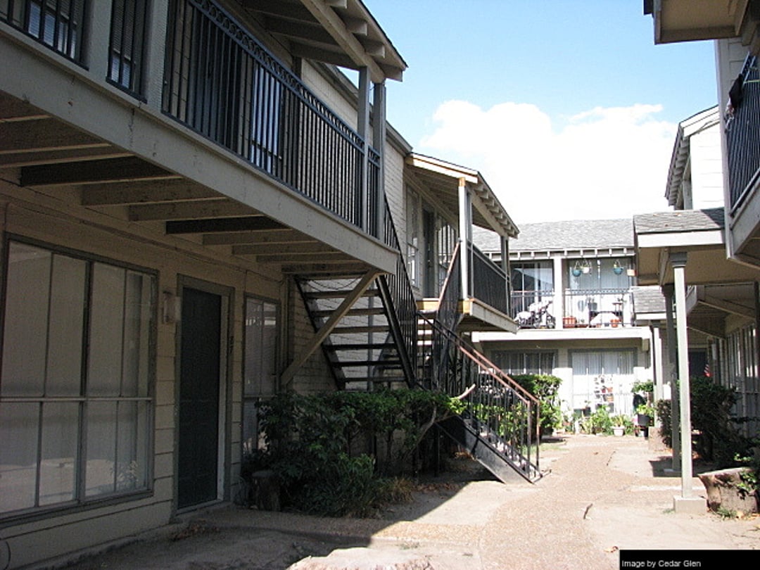 Cedar Glen - 11
