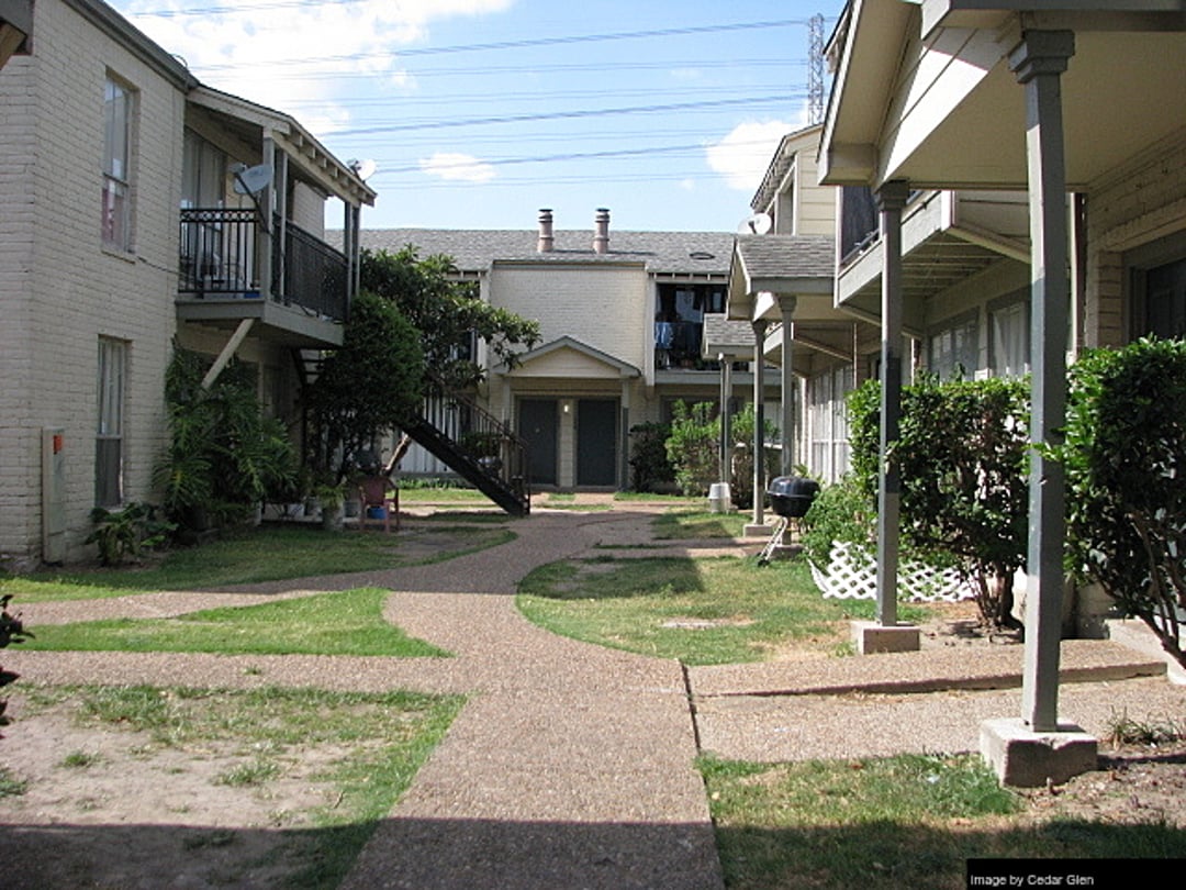 Cedar Glen - 12