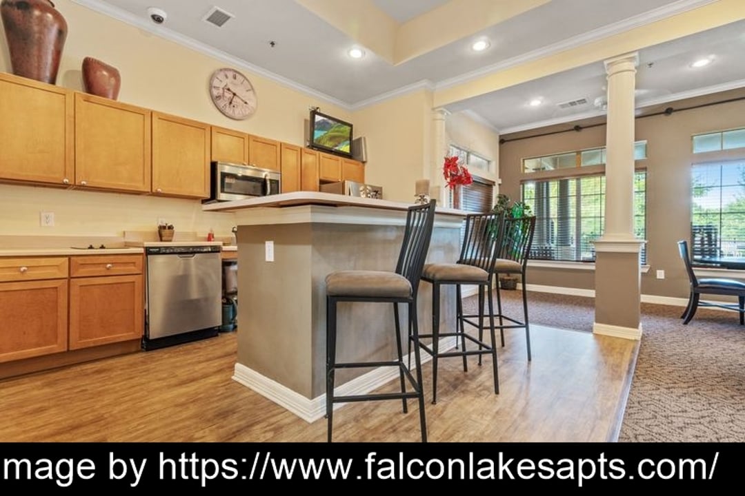 Falcon Lakes - 5
