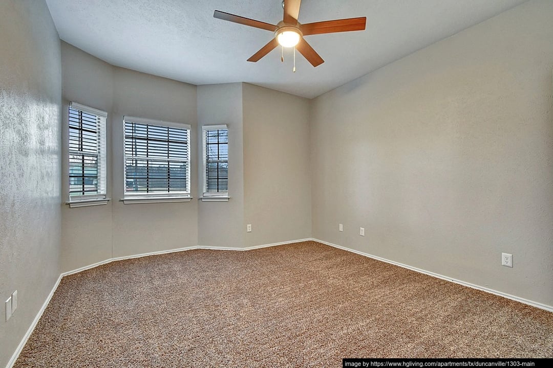 1303 Main - 9