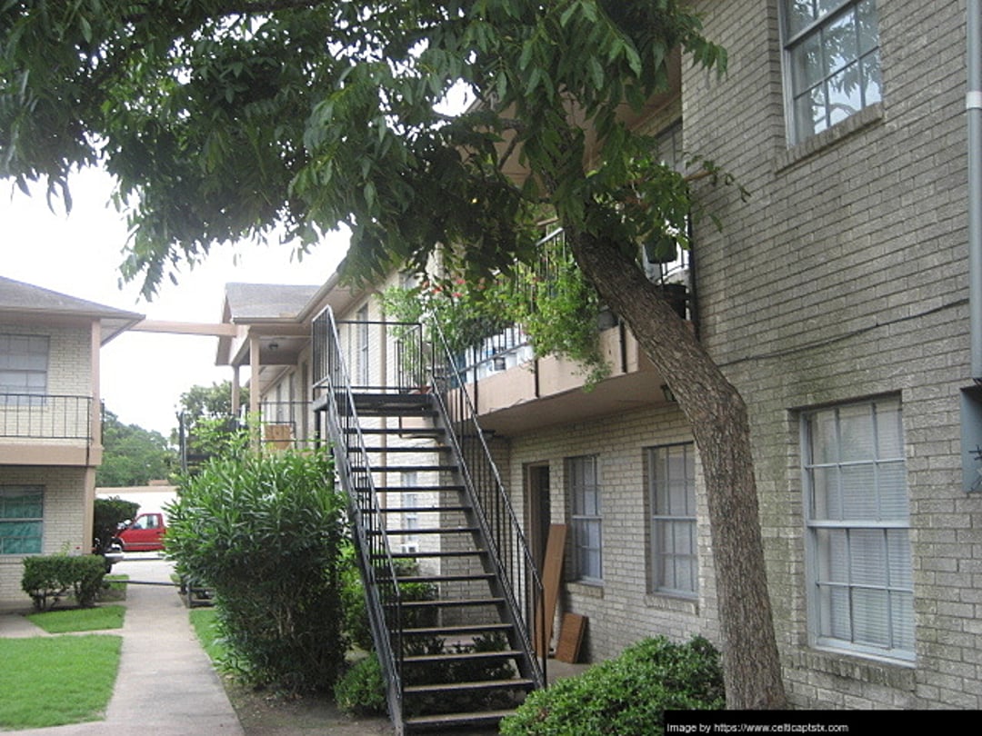 Celtic Apartments - 3