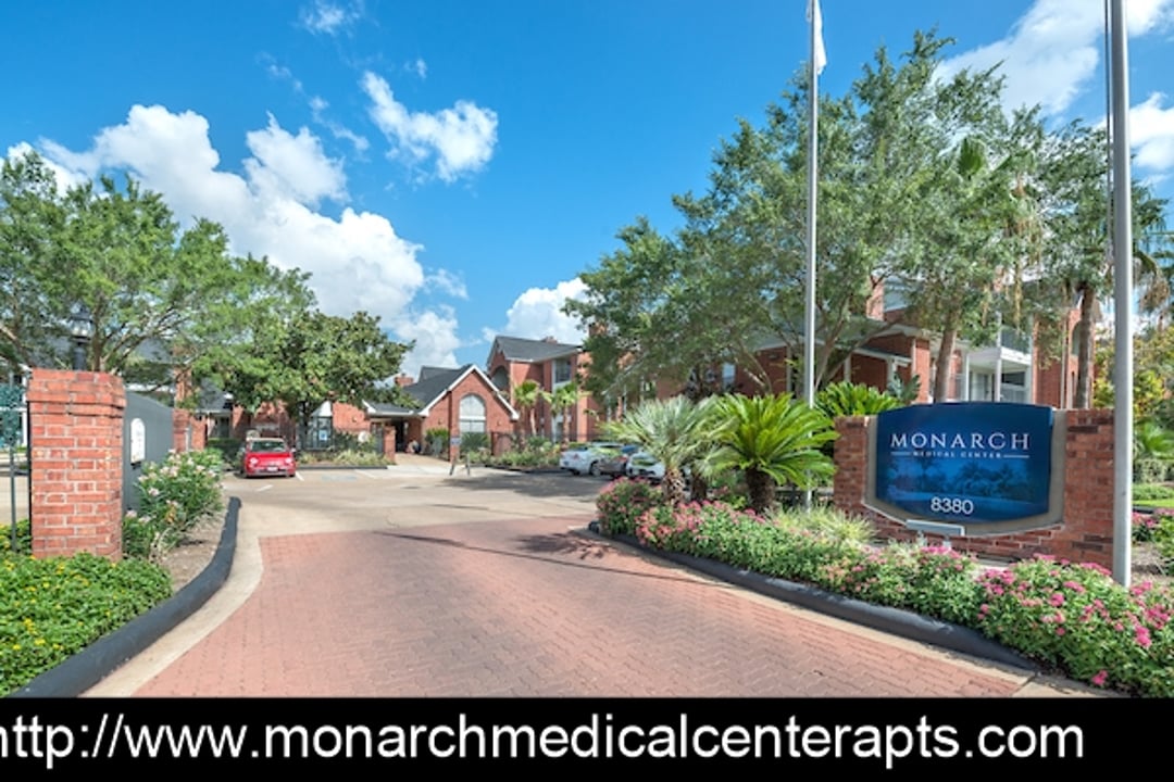 Monarch Medical Center - 18