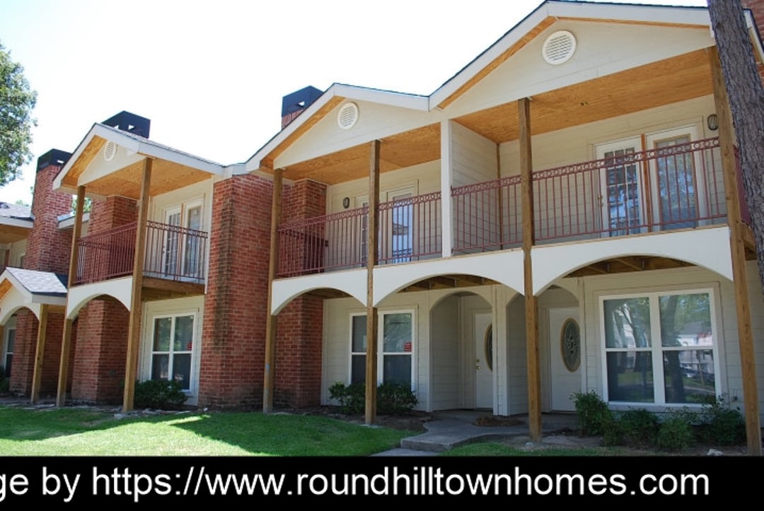 Roundhill Townhomes - 5