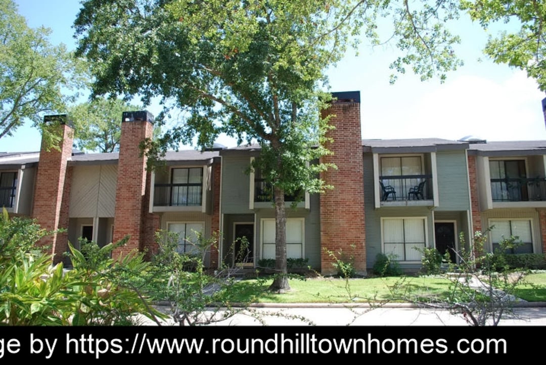 Roundhill Townhomes - 8