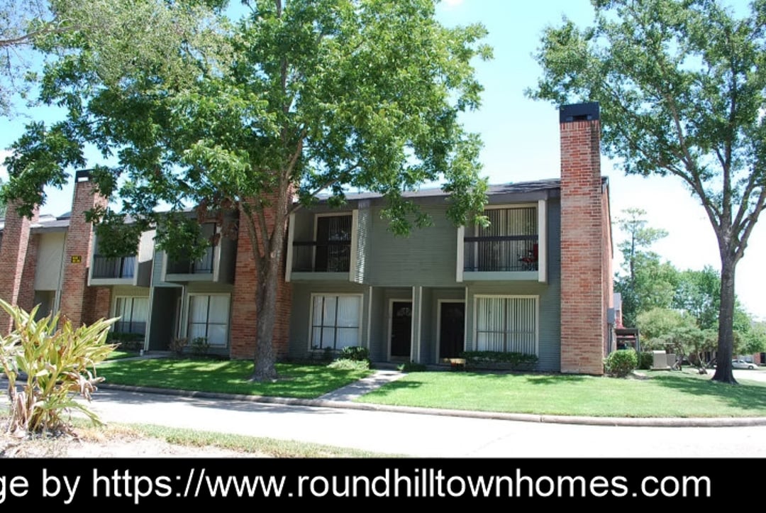 Roundhill Townhomes - 9