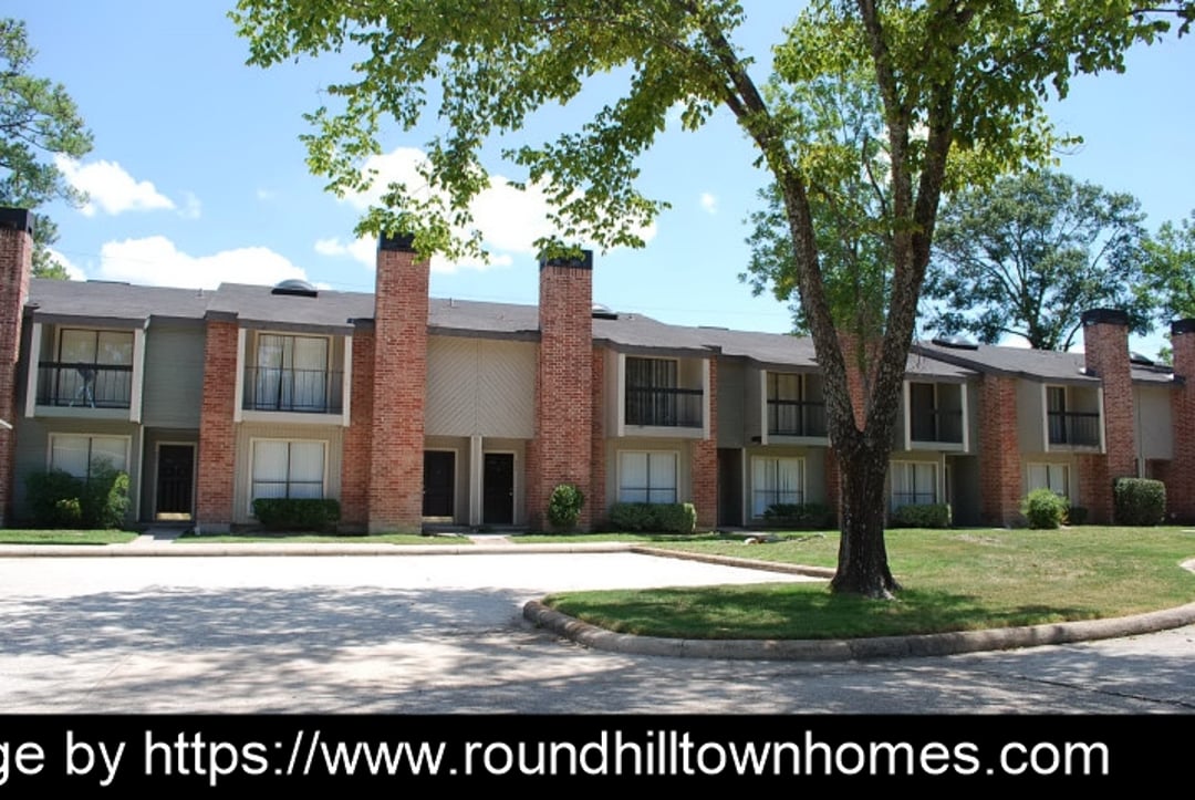 Roundhill Townhomes - 16