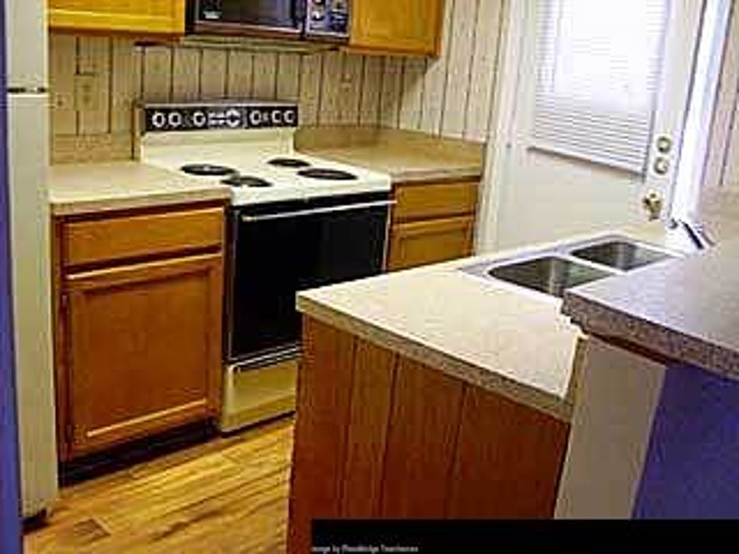 Woodbridge Townhomes - 0