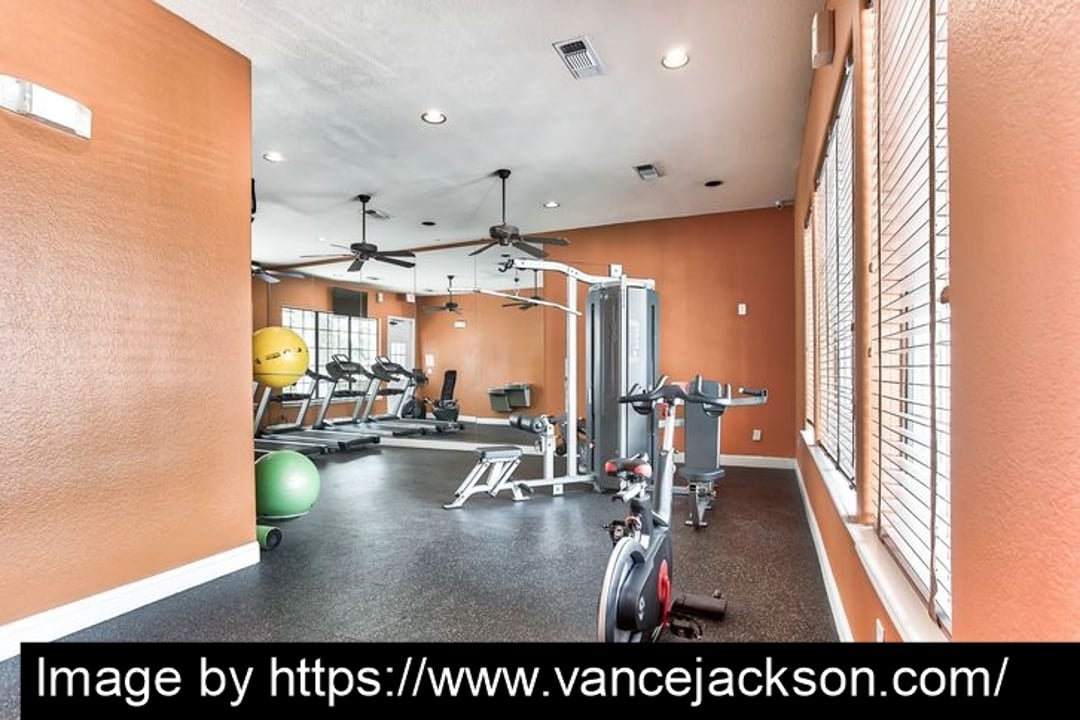 Vistas at Vance Jackson - 14