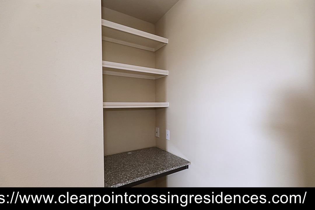 Clearpoint Crossing Residences - 24