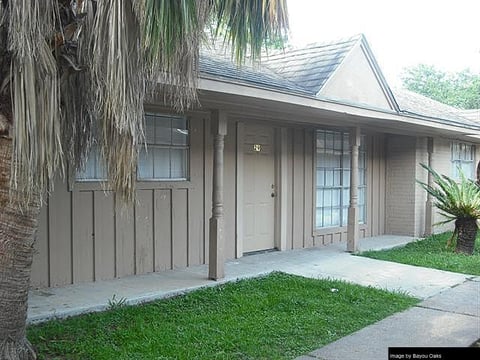 Bayou Oaks - 8