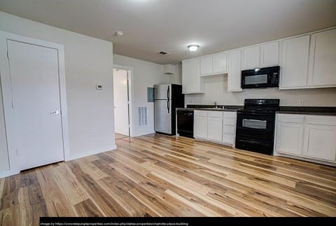 Charlotte Place - 14