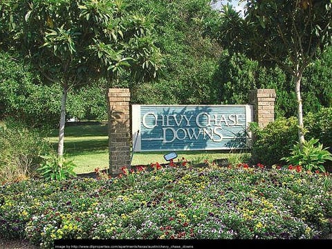 Chevy Chase Downs - 9
