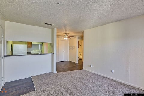 Garrett Gardens - 1