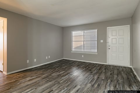 Kingswood - 4