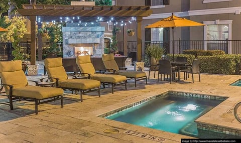 Estates at Bellaire - 15