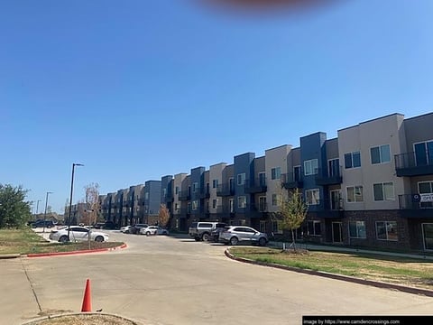 Camden Crossing - 5