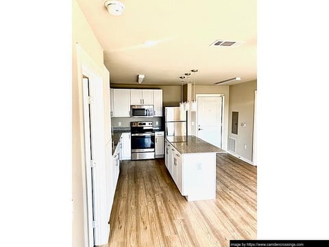Camden Crossing - 7