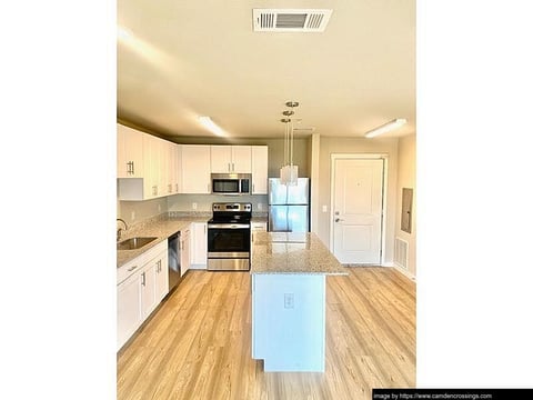 Camden Crossing - 8