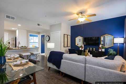 Lakefront Villas - 10