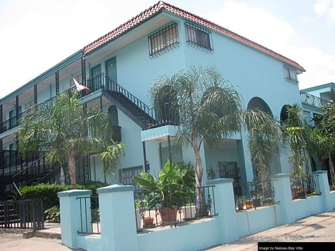 Nassau Bay Villa - 1