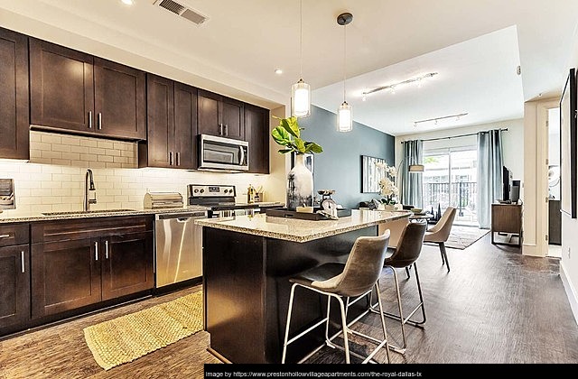 Preston Hollow Village (The Royal) - 5