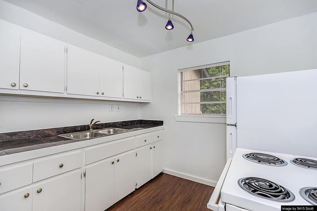 5415 Scott - 4