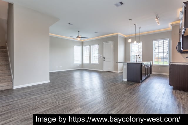 Bay Colony West - 6