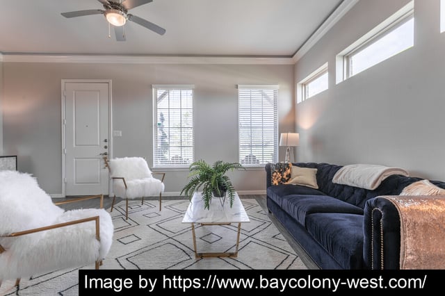 Bay Colony West - 10