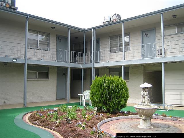 South Campus - 13