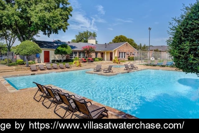 Villas at Waterchase - 32