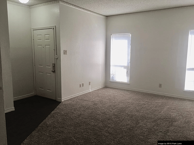 8510 Park Lane - 17