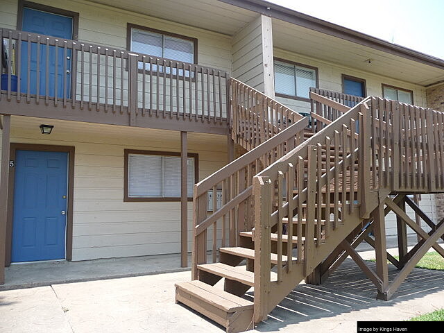 Meadow Crossing - 6